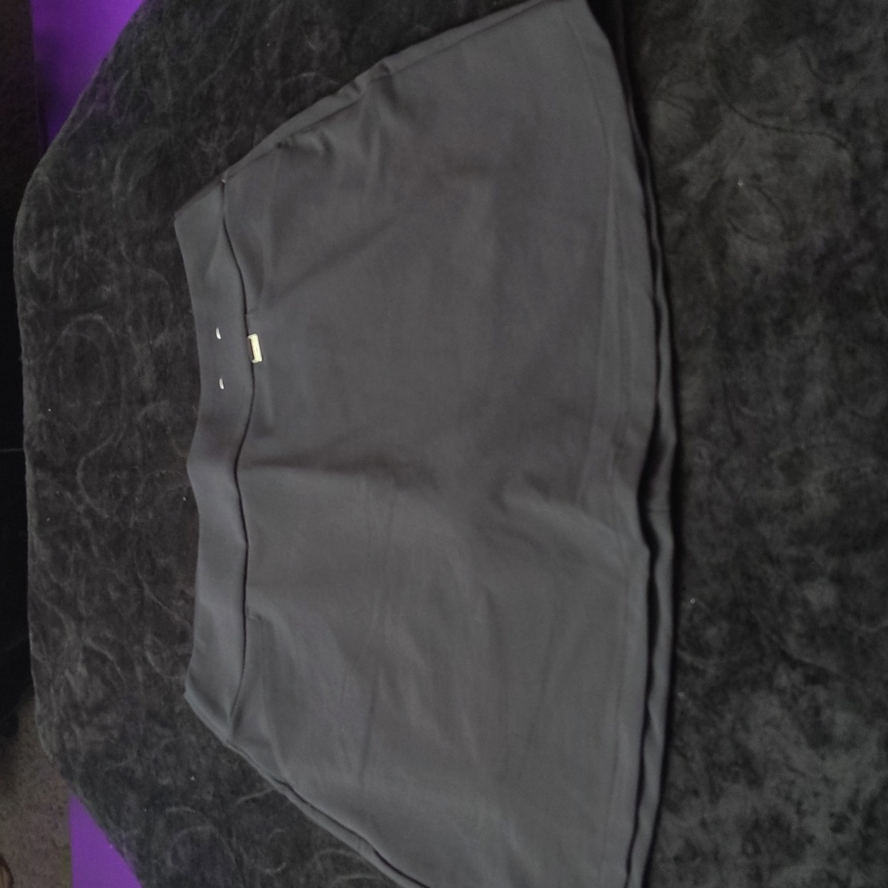 Classic Black Women's Skort GREG NORMAN - Picture 14 of 16